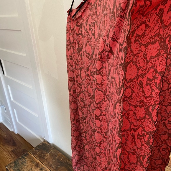 Single sleeve-Off the Shoulder Pink & Brown Belle Gray Dress by Lisa Rinna - Picture 5 of 5